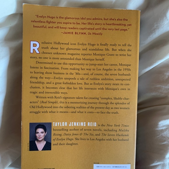 Book - The 7 Husbands of Evelyn Hugo (paperback) - Picture 2 of 2